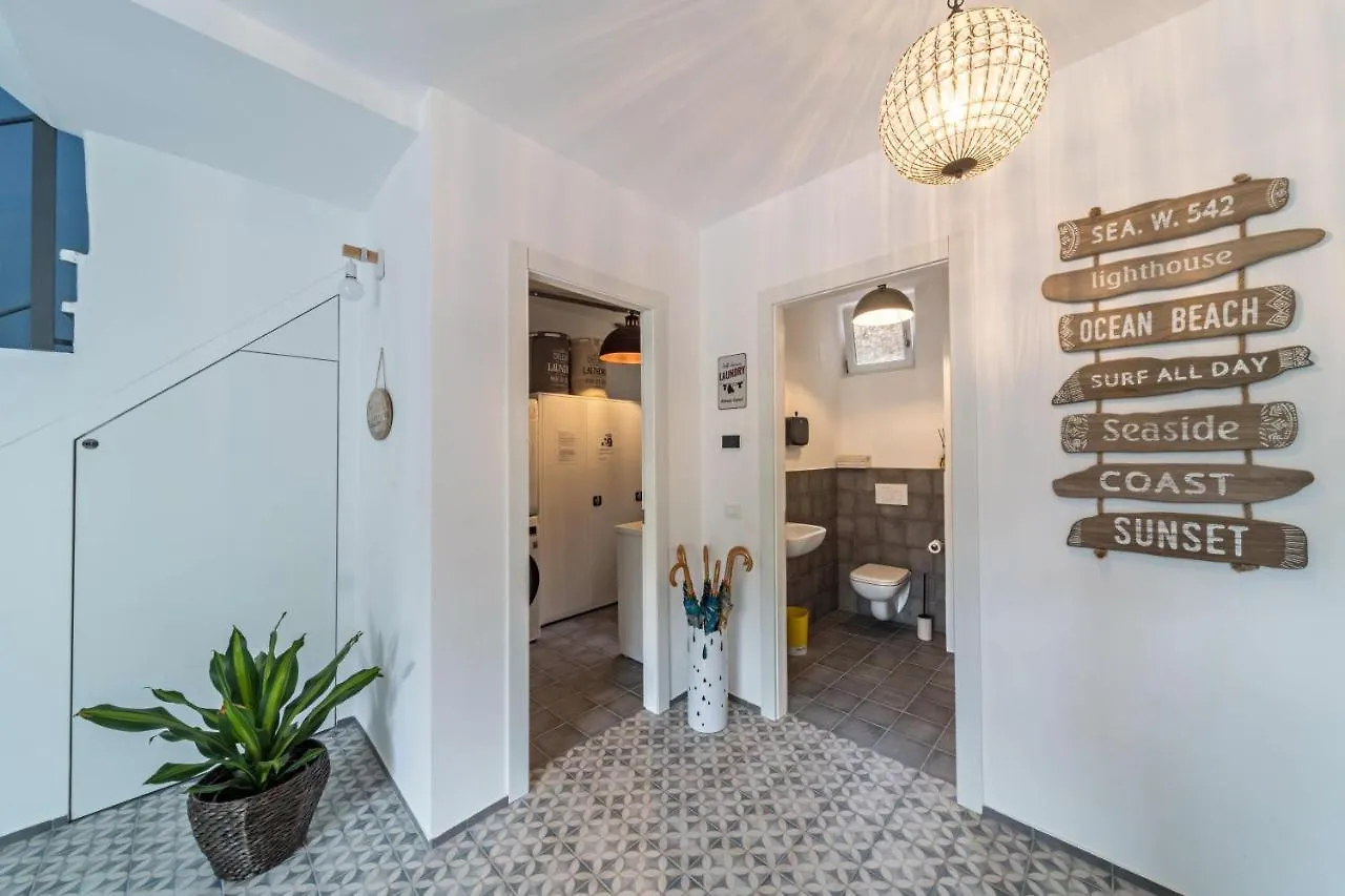 Apartmán Casa Royale Appartamento Terra Lierna Itálie
